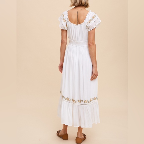 White maxi dress - Picture 2 of 4